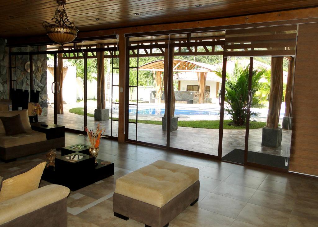 La Casa De La Abuela Villa Sucua Exteriör bild